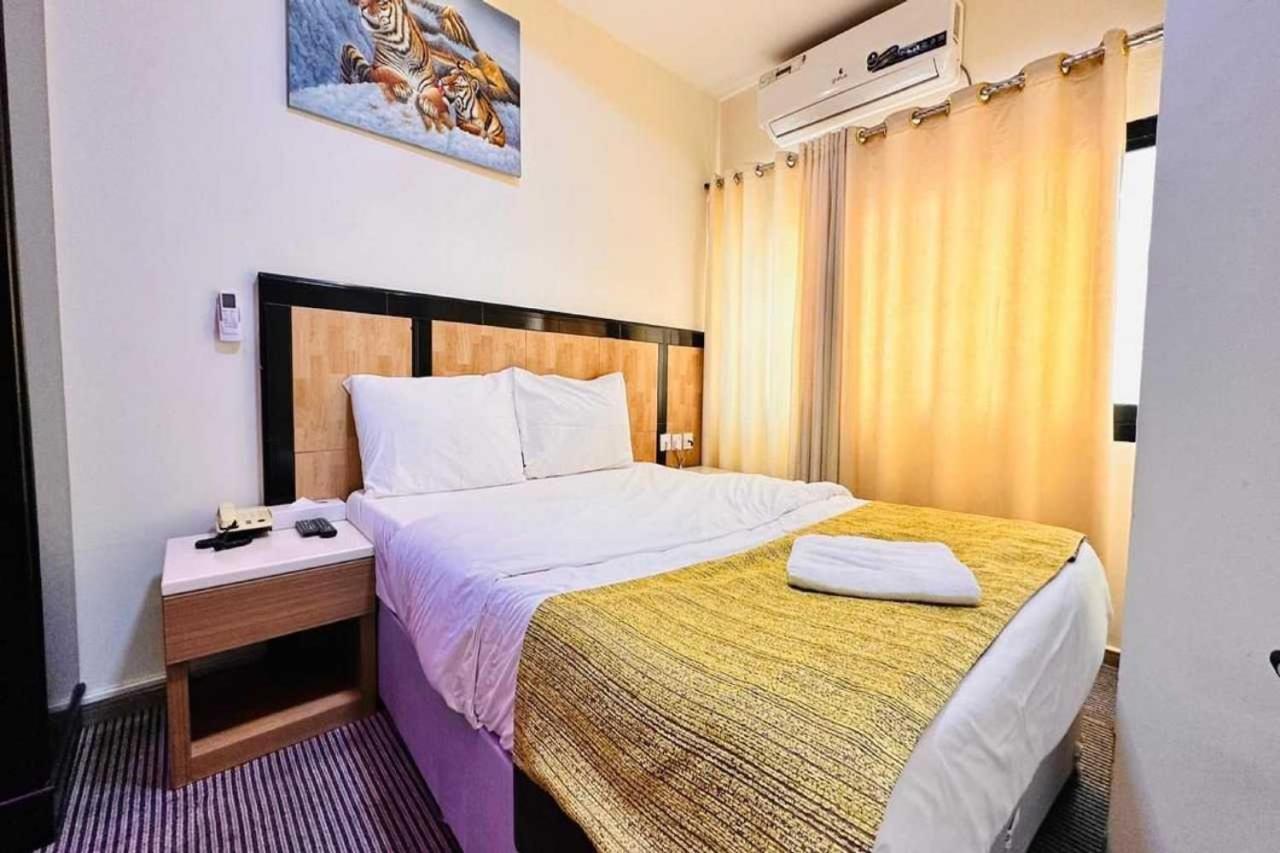 Sharjah Plaza Hotel 외부 사진